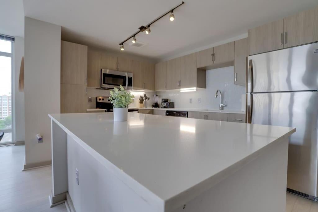 Wonderful 2Br Apartment At Crystal City Άρλινγκτον Εξωτερικό φωτογραφία